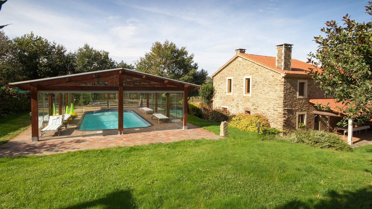 Photo of Outdoor in Sar