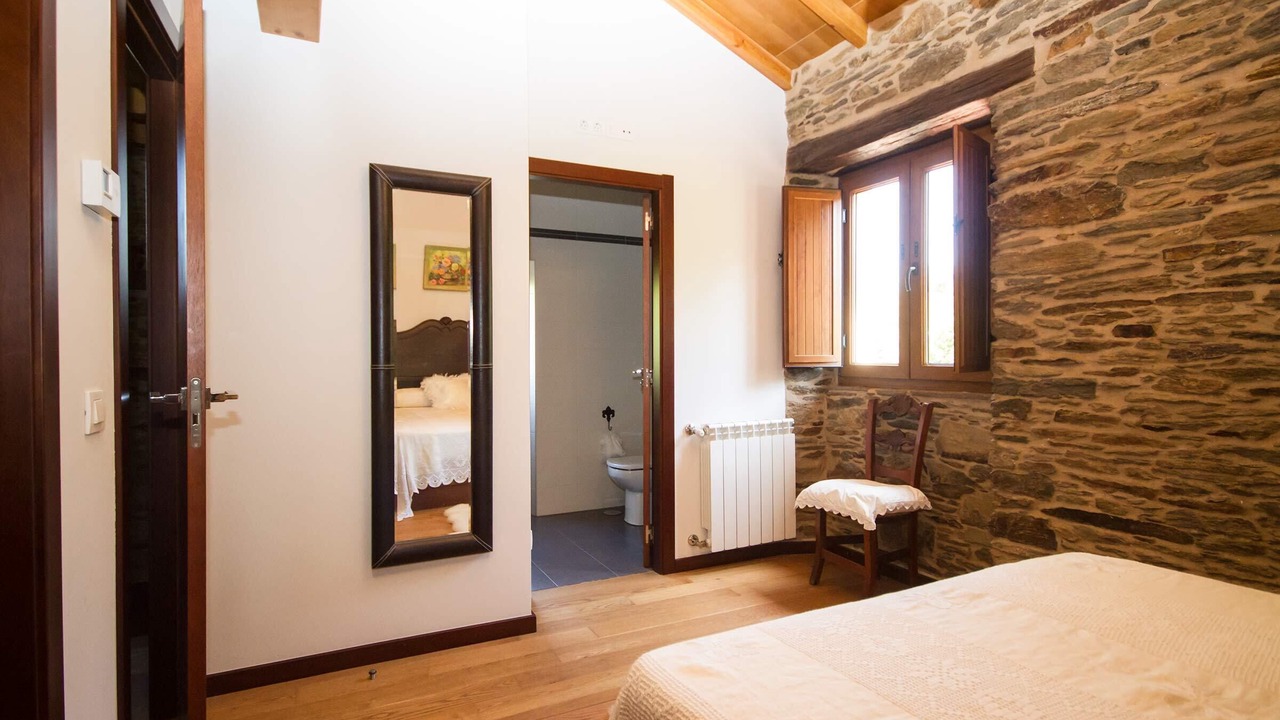 Photo of Bedroom in Sar