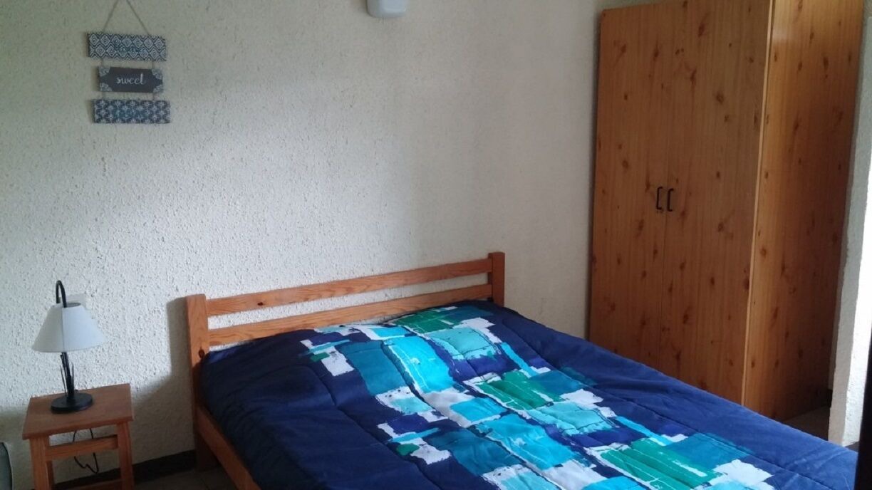 Photo of Bedroom in Roquefort-des-Corbieres
