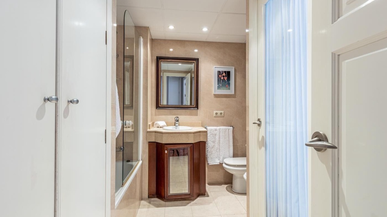Photo of Bathroom in Centro Comercial