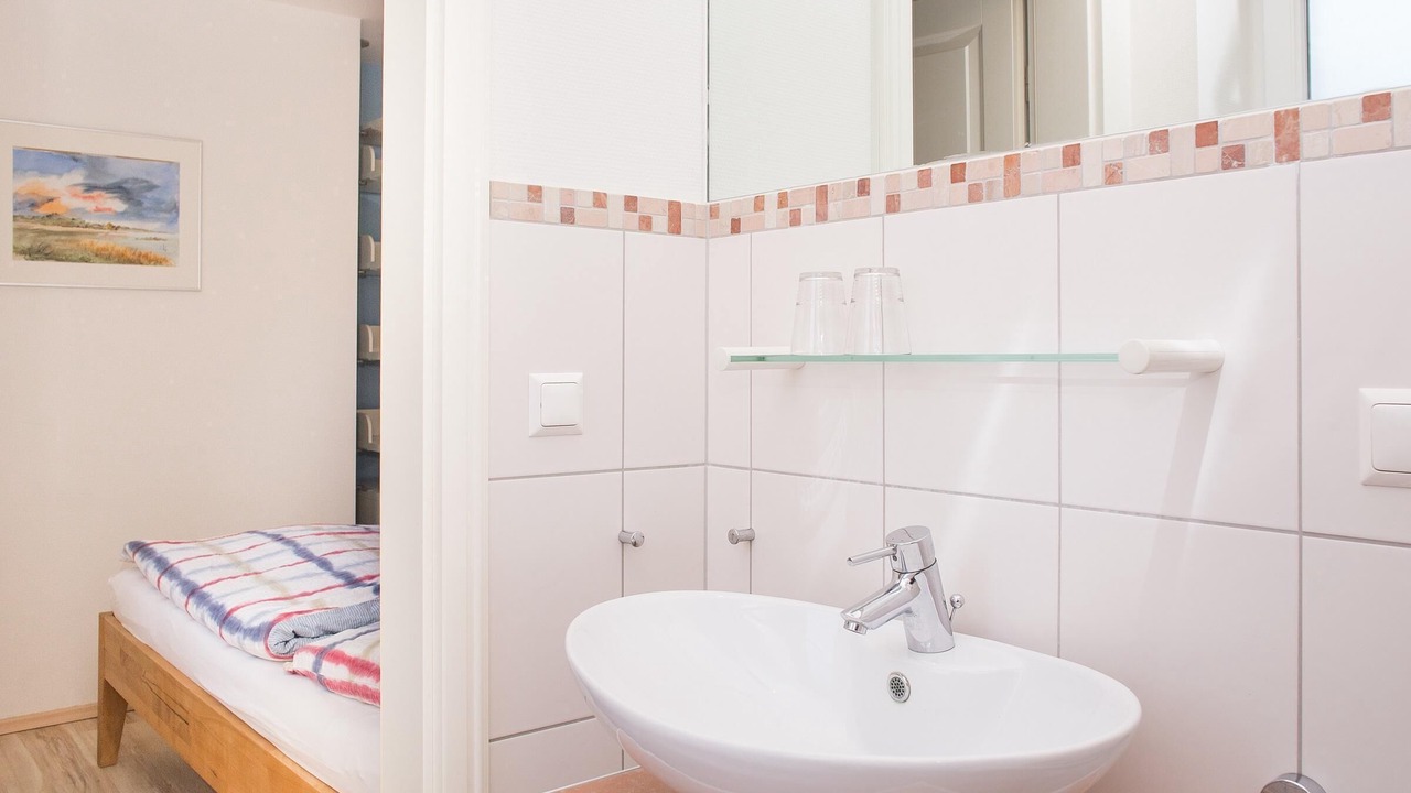 Photo of Bathroom in Suddorf