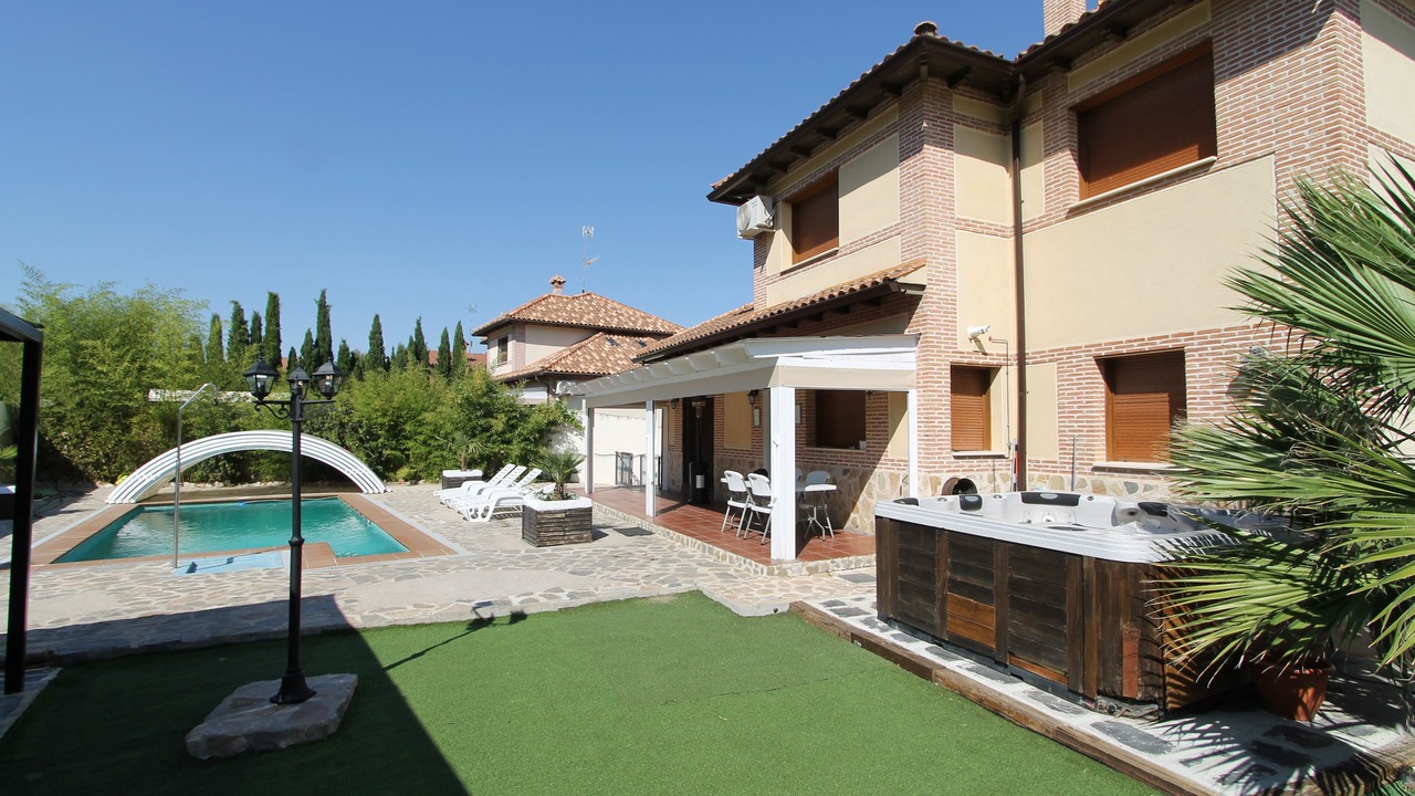 Photo of Outdoor in Sesena