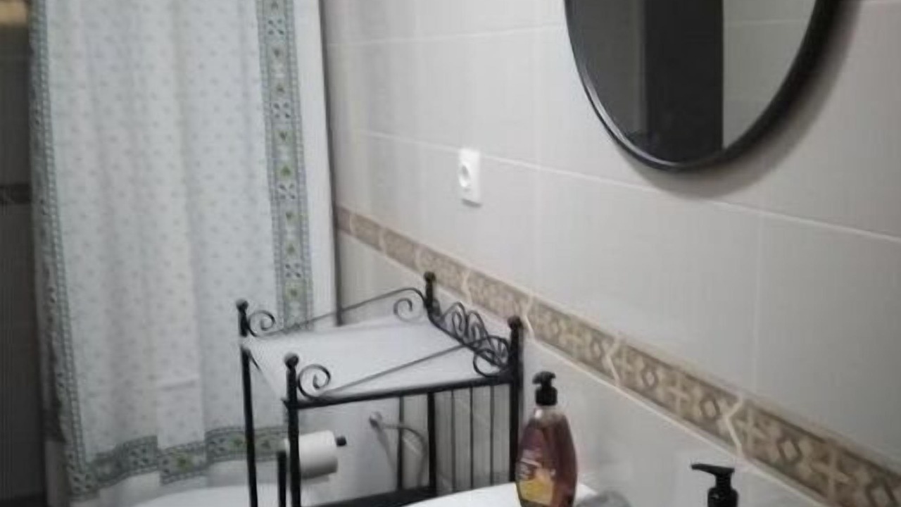 Photo of Bathroom in Geria