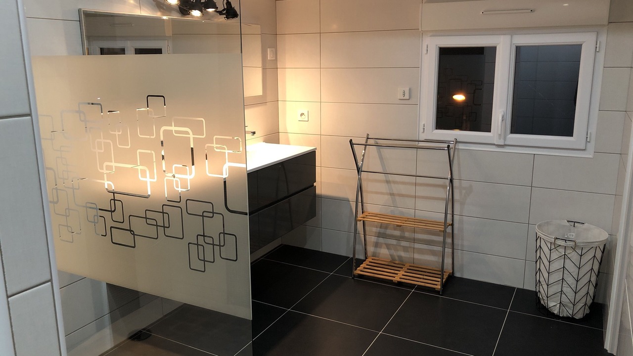 Photo of Bathroom in Saint-Rambert-en-Bugey
