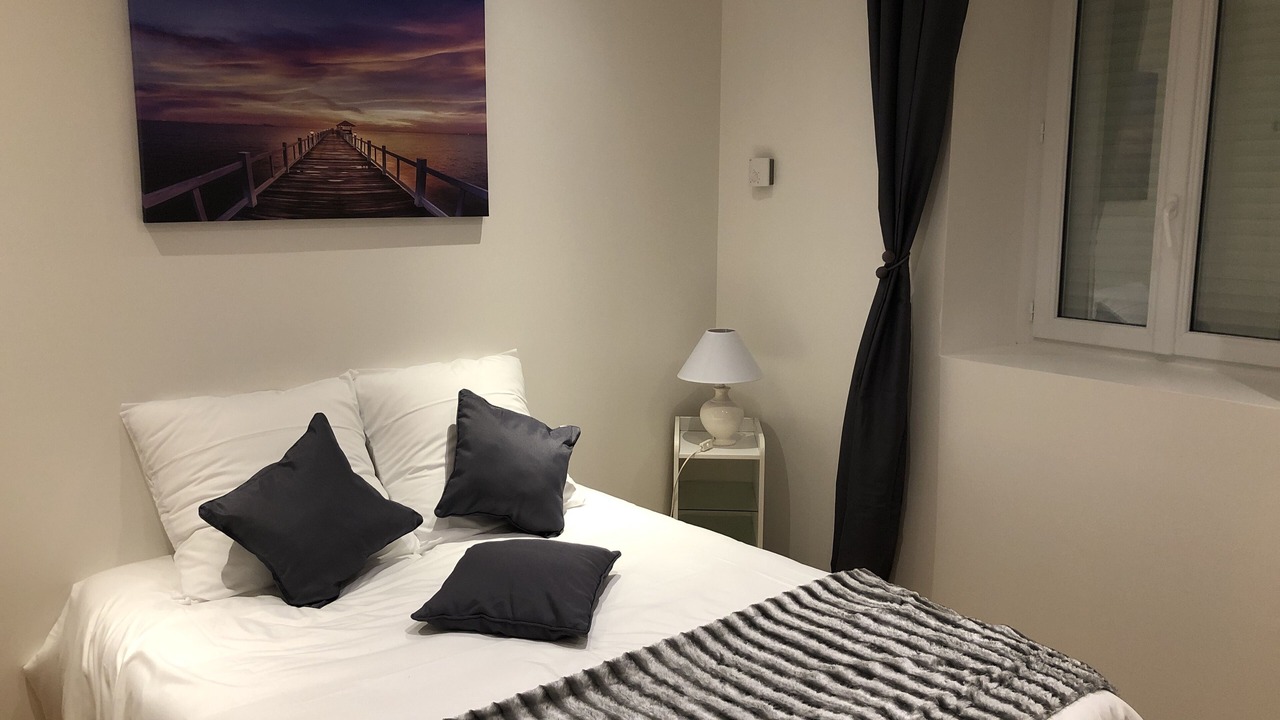Photo of Bedroom in Saint-Rambert-en-Bugey