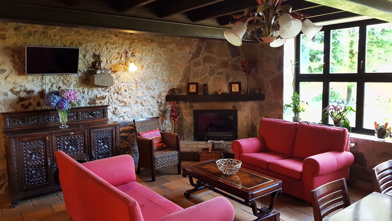 Photo of Livingroom in Camango