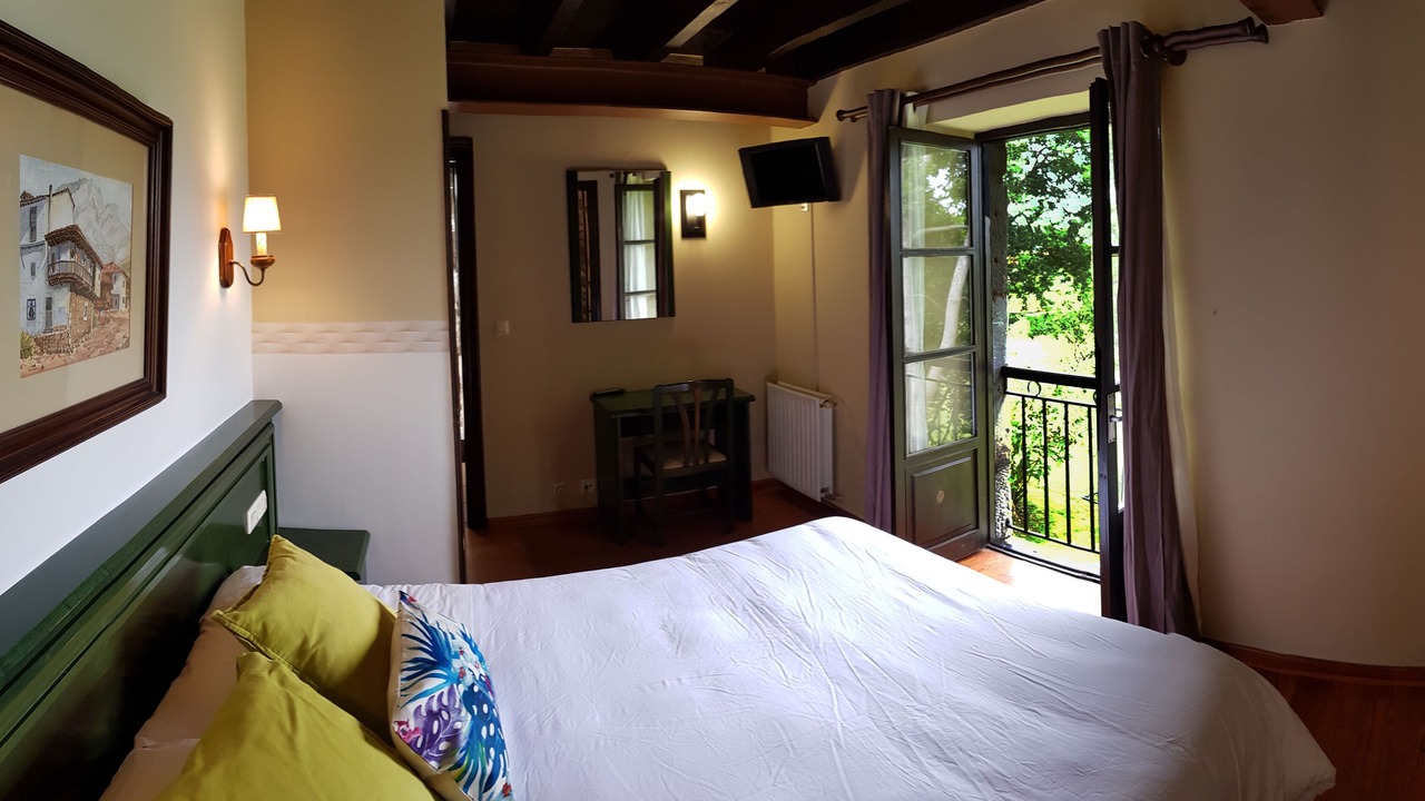 Photo of Bedroom in Camango