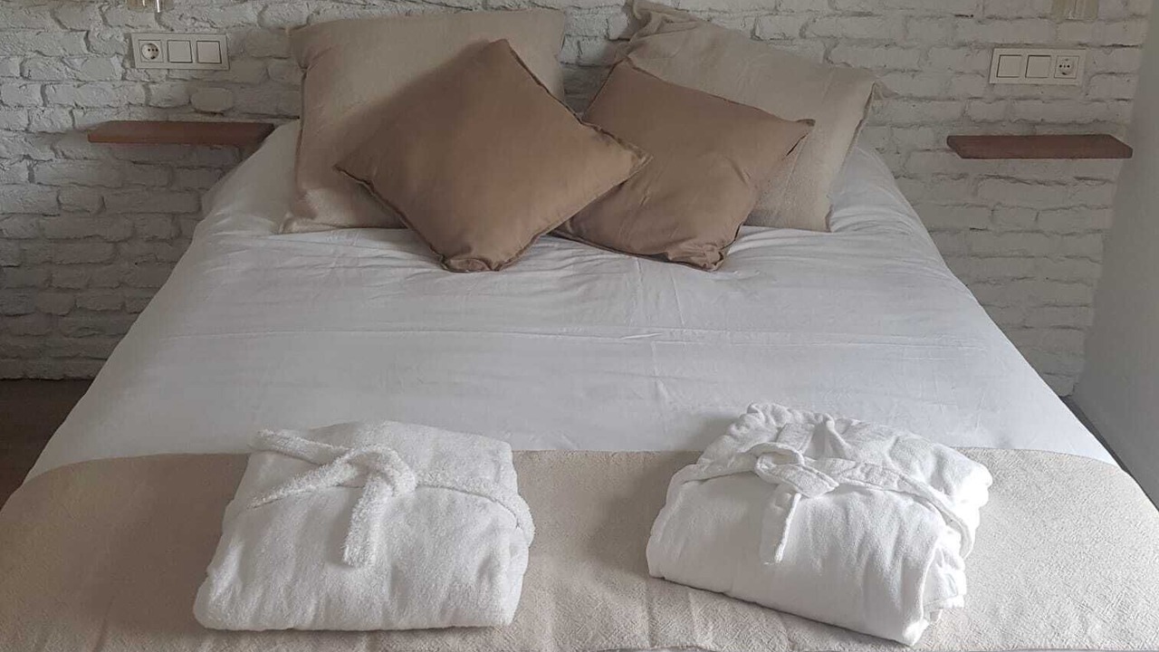 Photo of Bedroom in Melida
