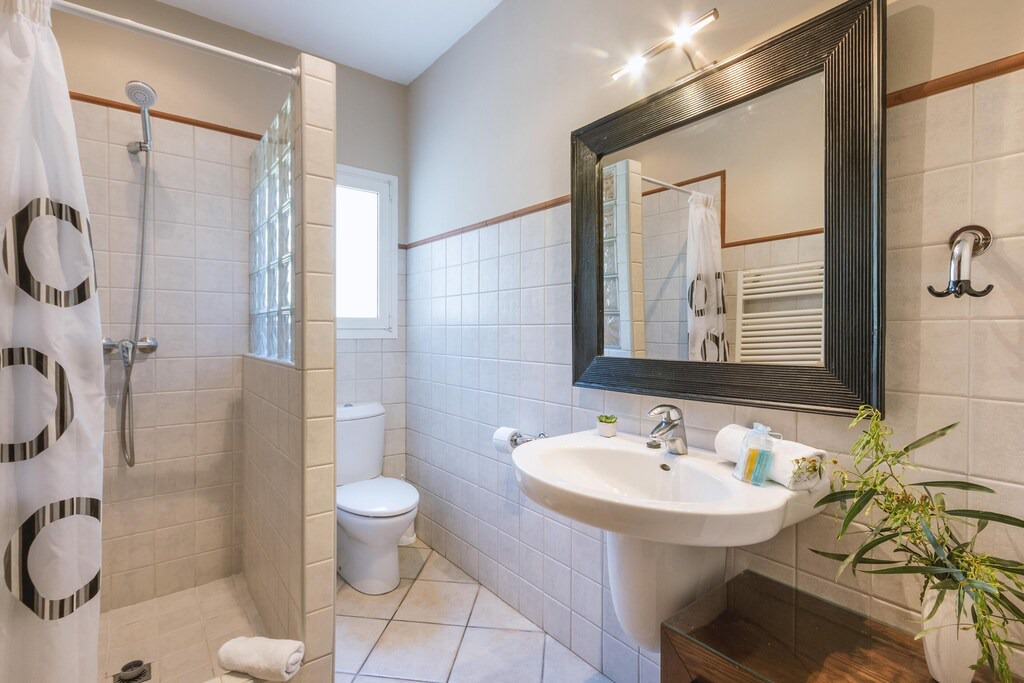 Photo of Bathroom in El Tosalet
