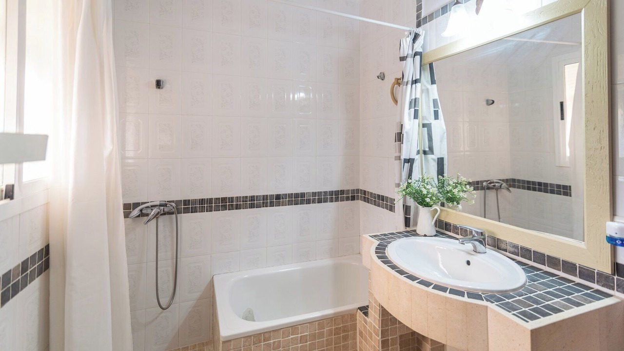 Photo of Bathroom in Prado del Rey