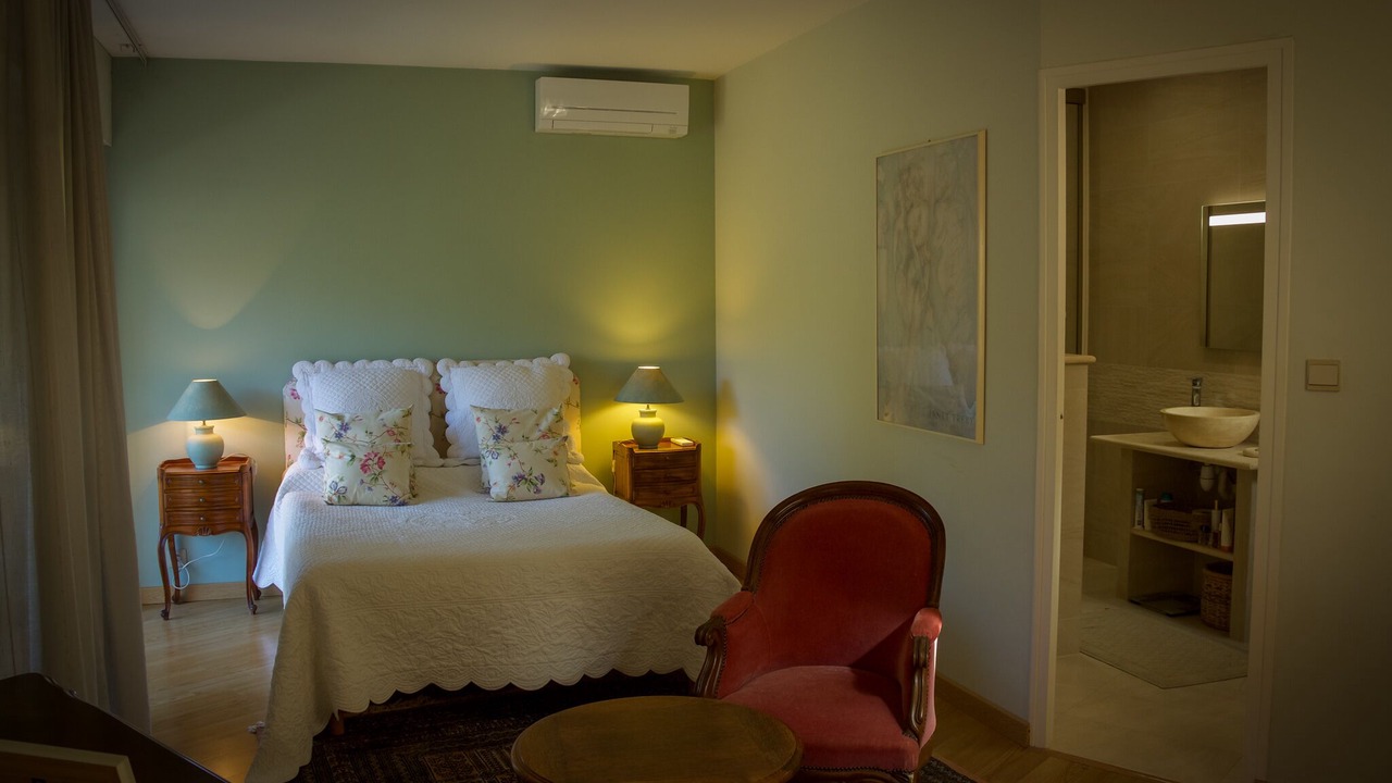 Photo of Bedroom in Menerbes