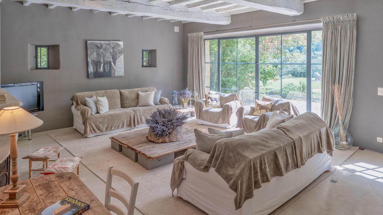 Photo of Livingroom in Jouques