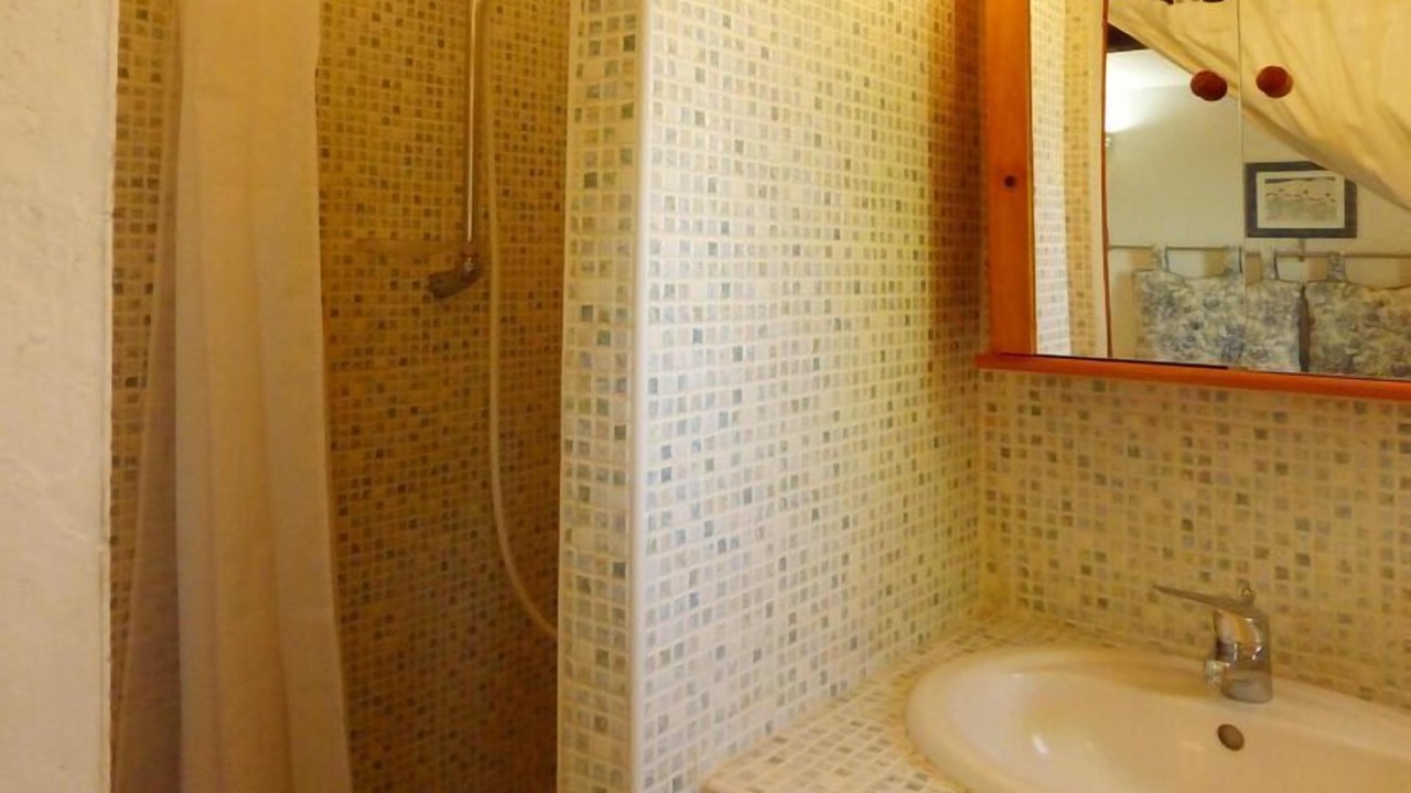 Photo of Bathroom in Bellegarde