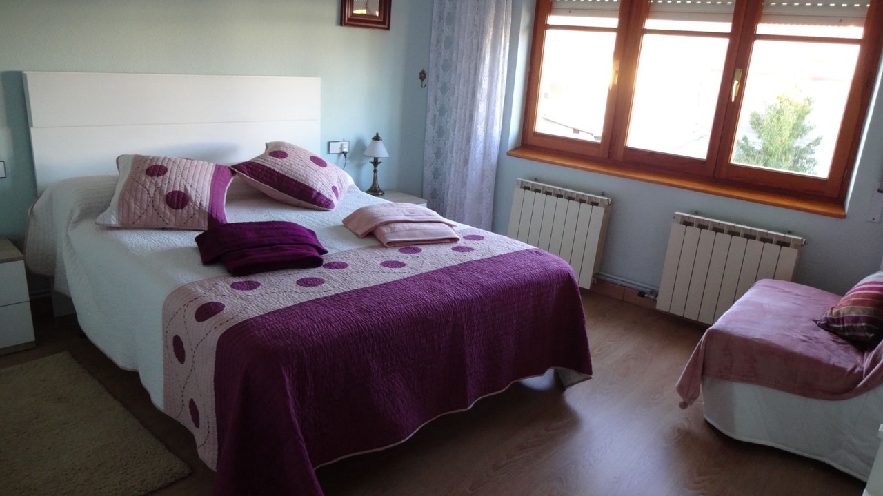 Photo of Bedroom in Pina de Esgueva