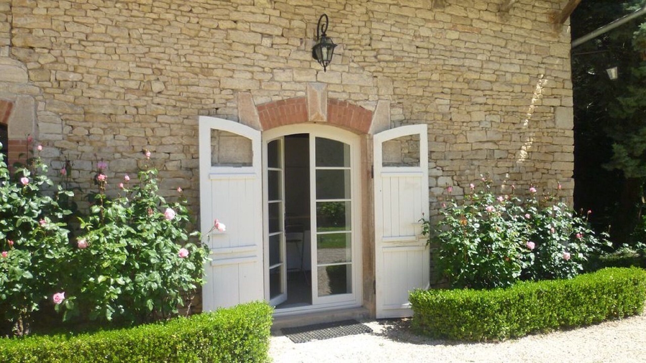 Photo of Outdoor in Montbellet