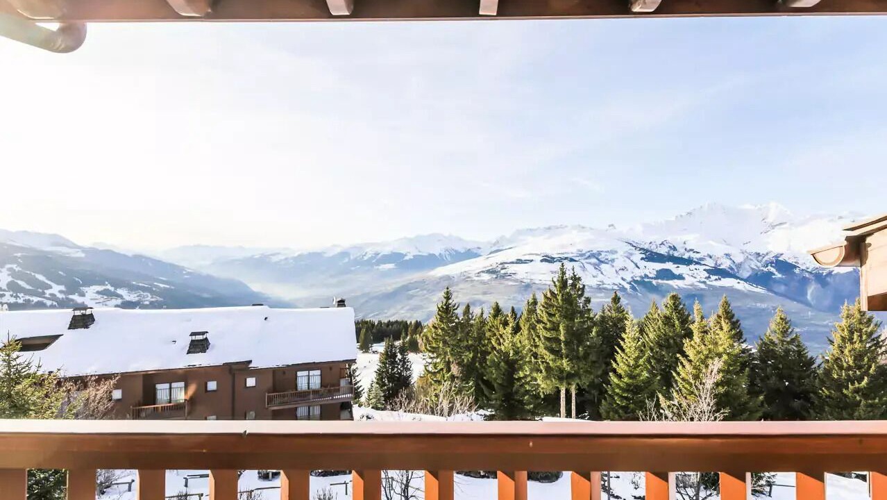 Photo of Outdoor in Arc-1800