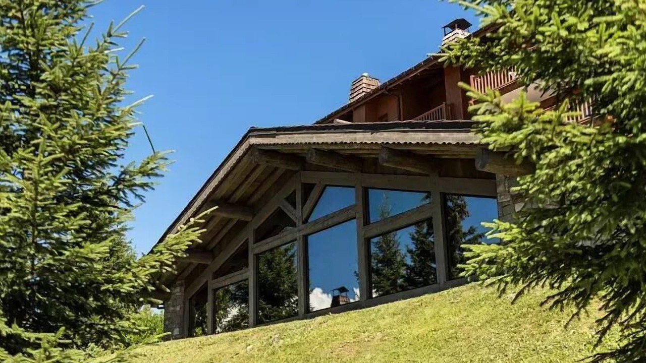 Photo of Outdoor in Arc-1800
