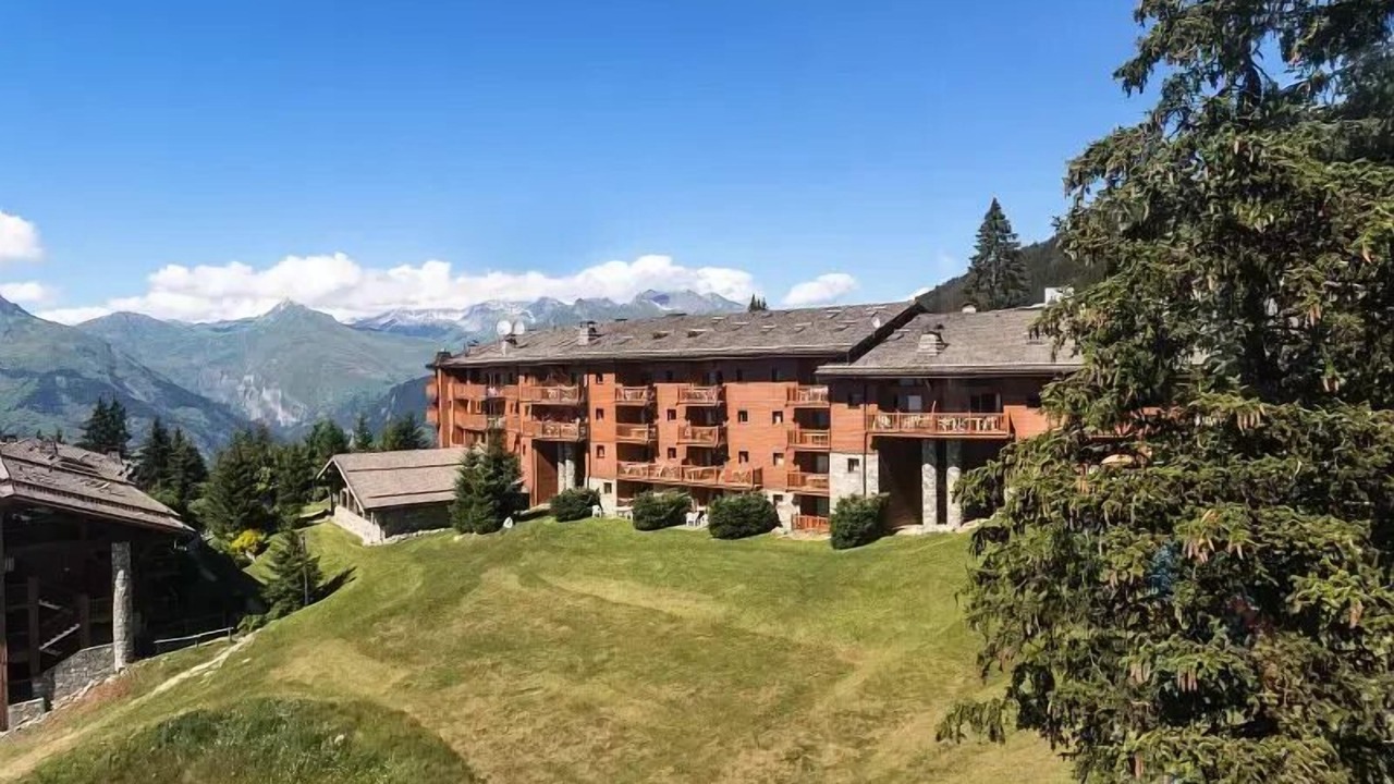 Photo of Outdoor in Arc-1800