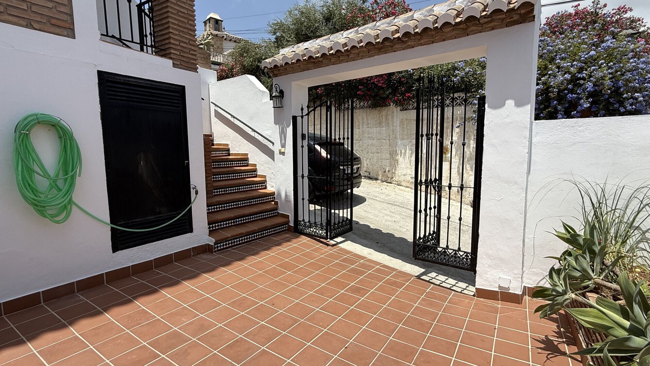 Photo of Patio Balcony in Chimenea