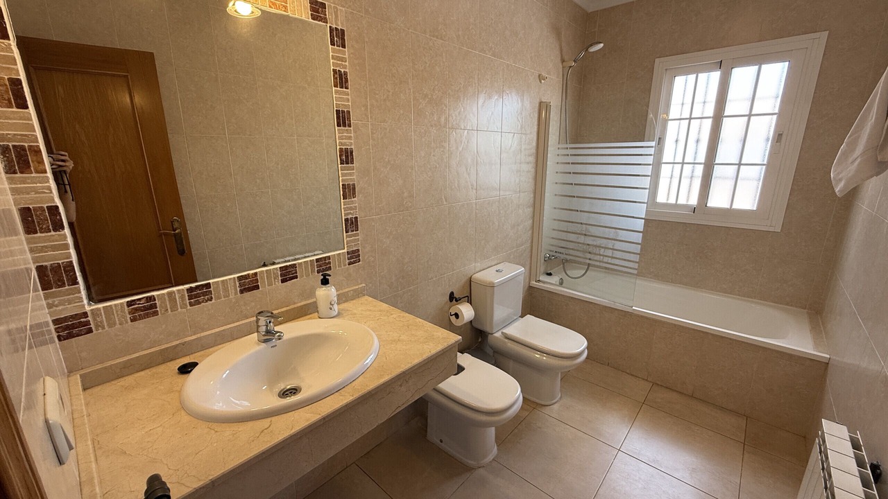 Photo of Bathroom in Chimenea