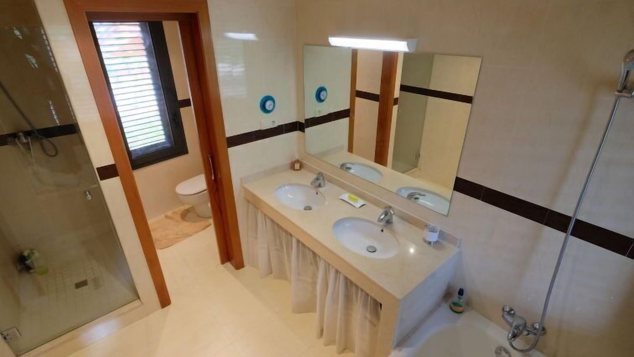 Photo of Bathroom in Bonmont Terres Noves