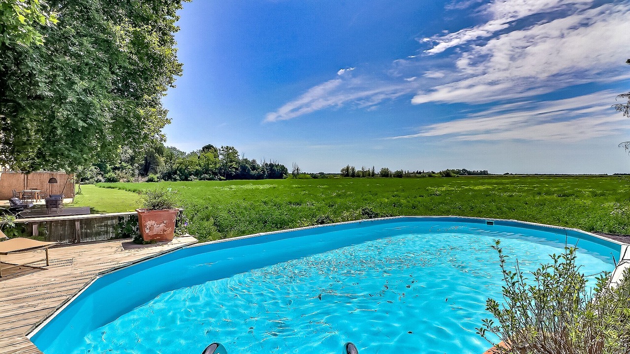 Photo of Outdoor in Beaucaire