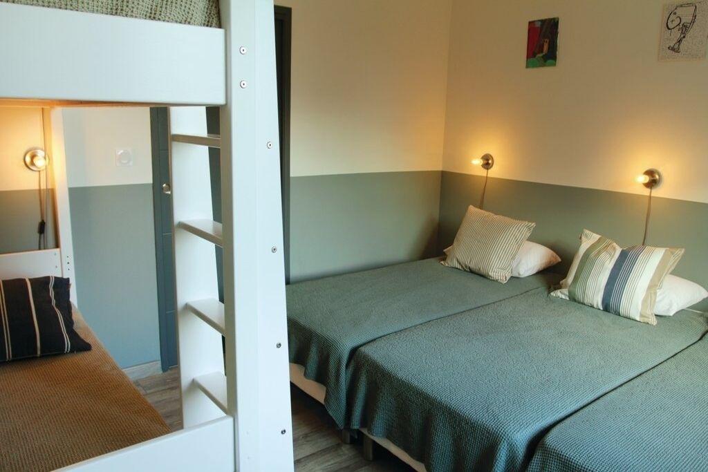 Photo of Bedroom in Serignan-du-Comtat