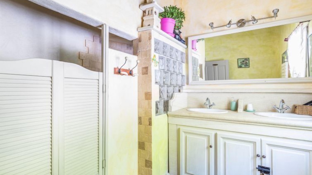 Photo of Bathroom in Le Barroux