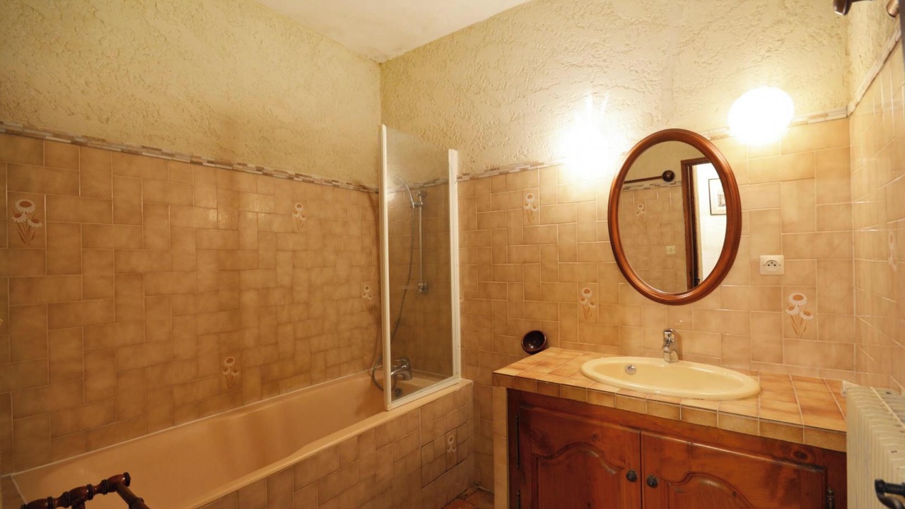 Photo of Bathroom in Saintes-Maries-de-la-Mer