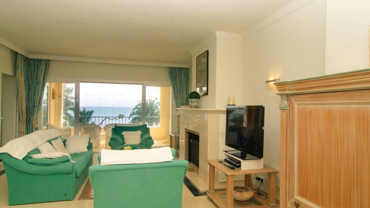Photo of Livingroom in New Golden Mile