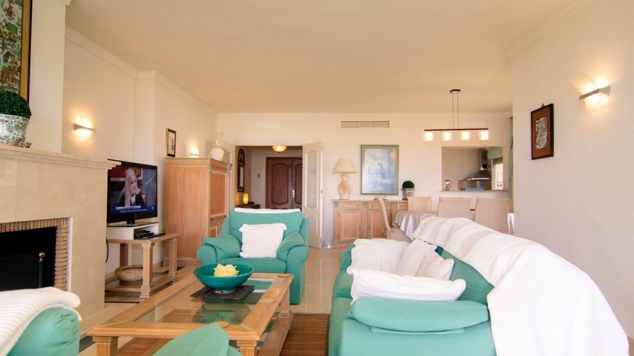 Photo of Livingroom in New Golden Mile
