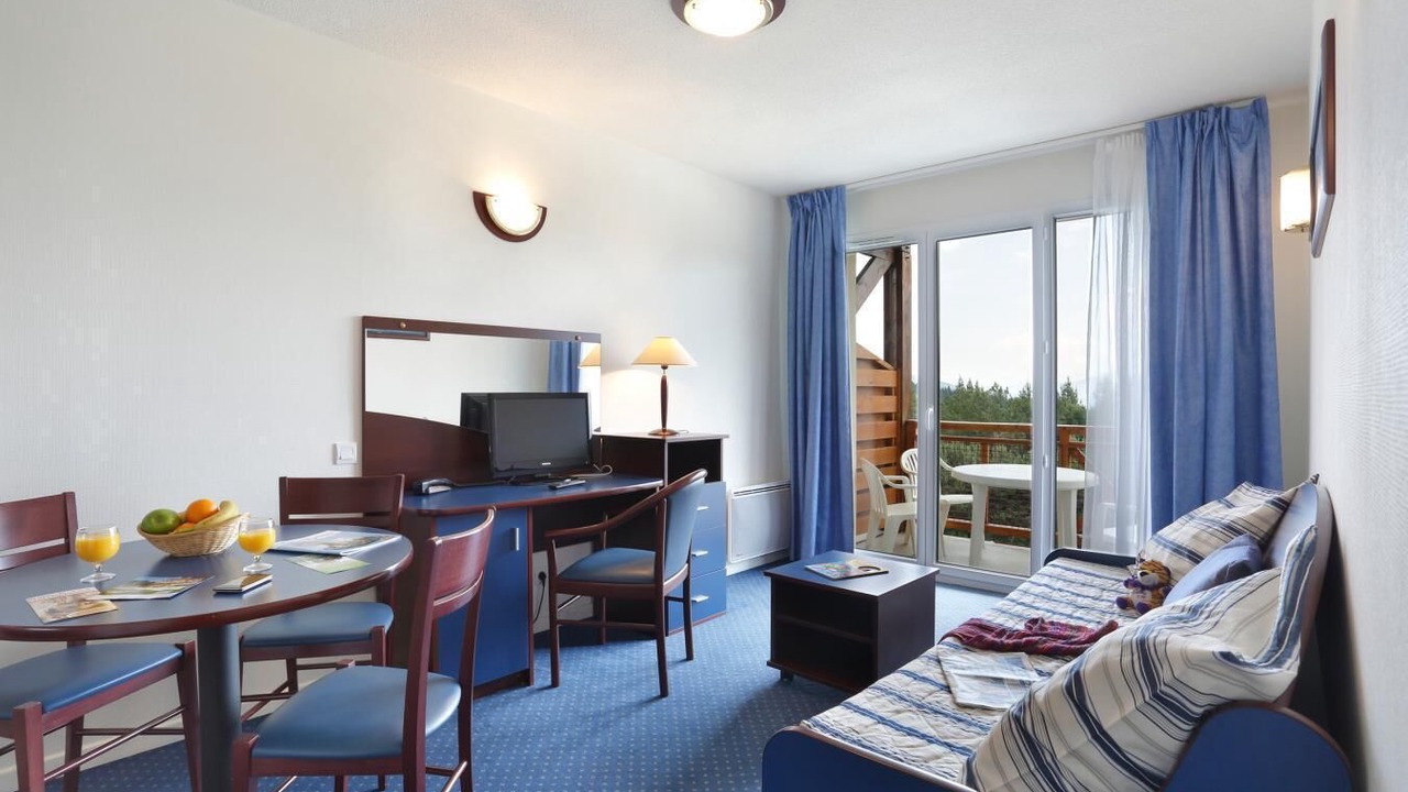 Photo of Livingroom in Pyrenees 2000