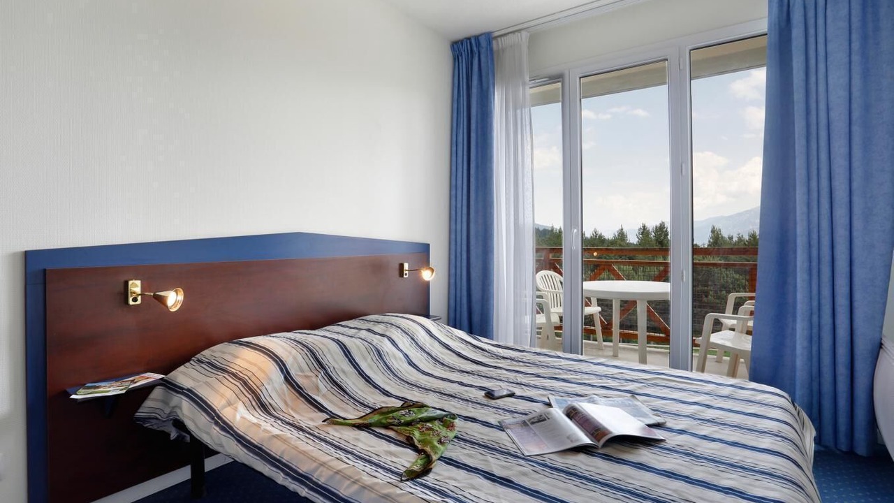 Photo of Bedroom in Pyrenees 2000