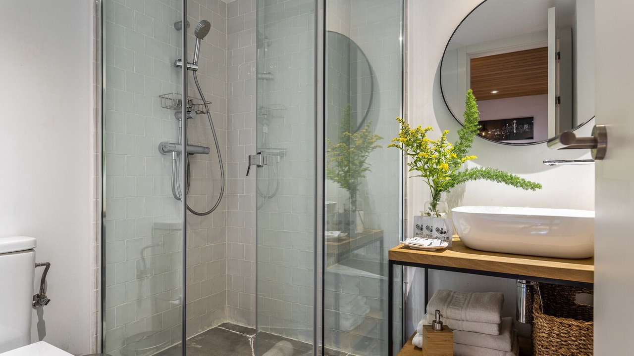 Photo of Bathroom in Embajadores