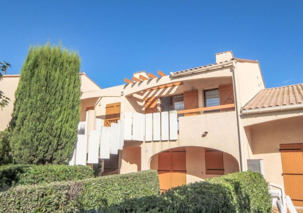 Photo of Buildings in Saint-Cyprien Plage