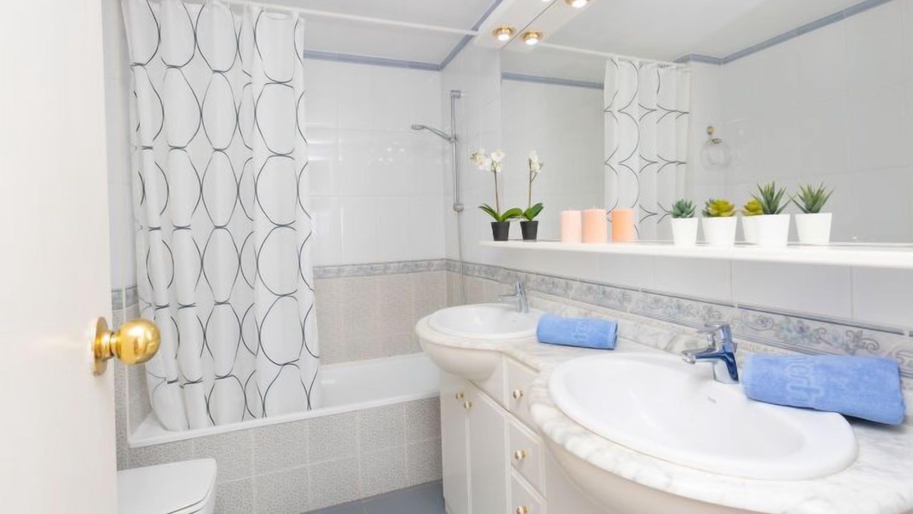 Photo of Bathroom in Calafell