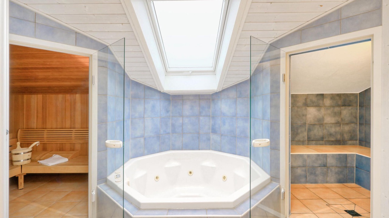 Photo of Bathroom in Friedrichskoog
