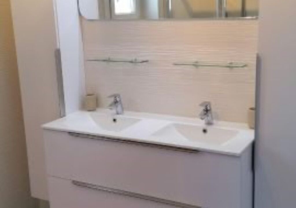 Photo of Bathroom in Carnoux-en-Provence