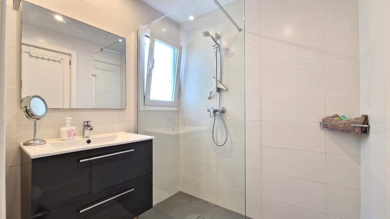 Photo of Bathroom in Son Armadams