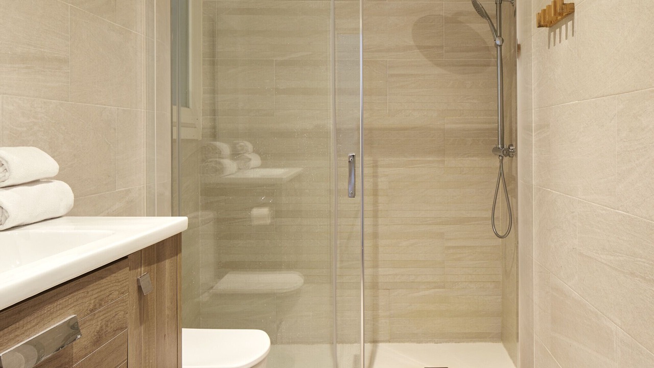 Photo of Bathroom in Gros