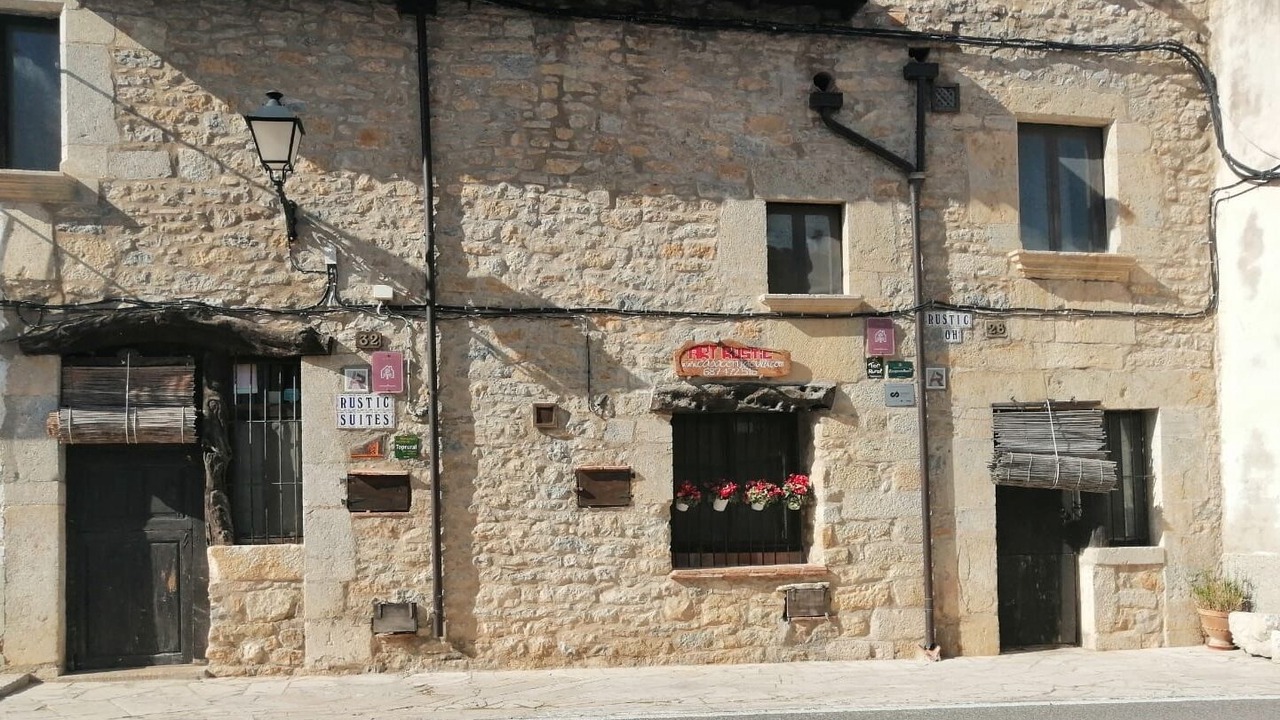 Photo of Outdoor in Enroig