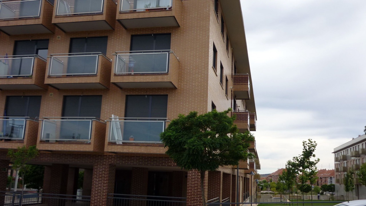 Photo of Outdoor in Platina