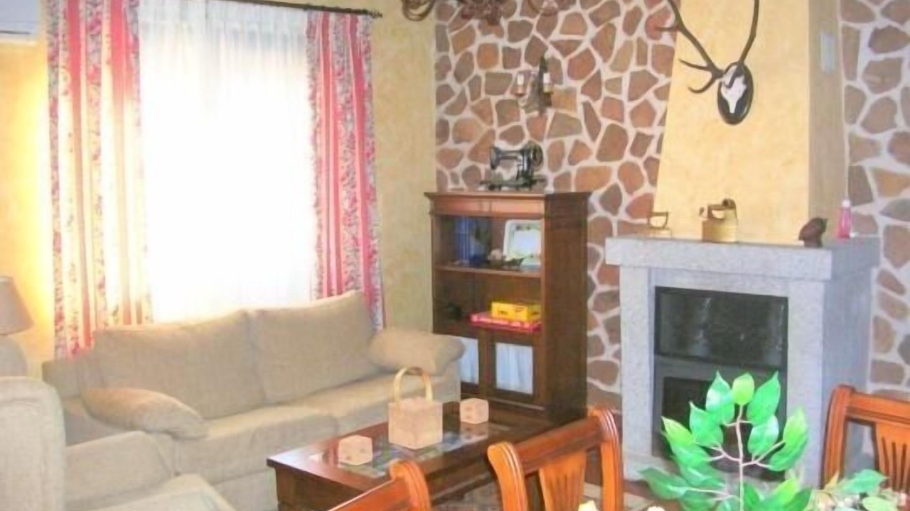 Photo of Livingroom in San Pablo de los Montes