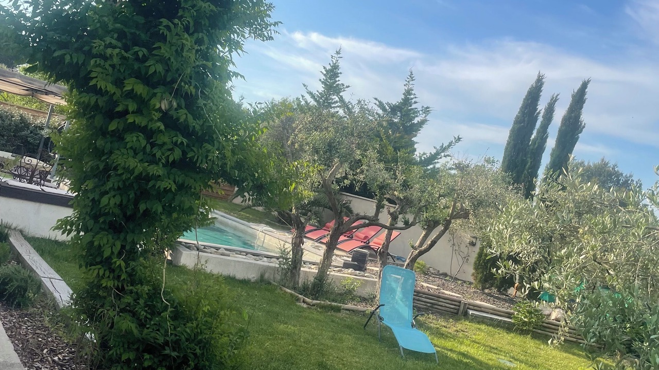Photo of Outdoor in Merindol