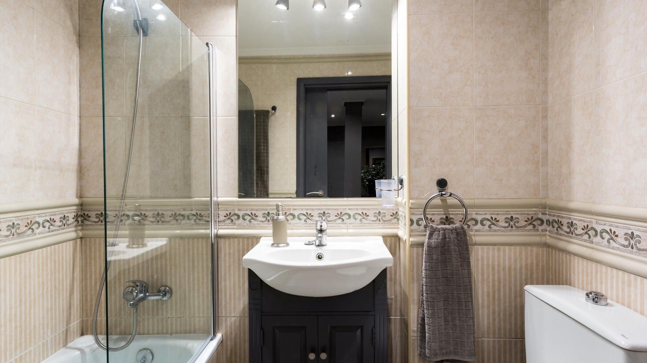 Photo of Bathroom in Alameda