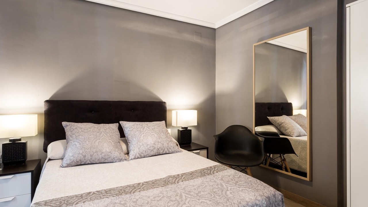 Photo of Bedroom in Alameda