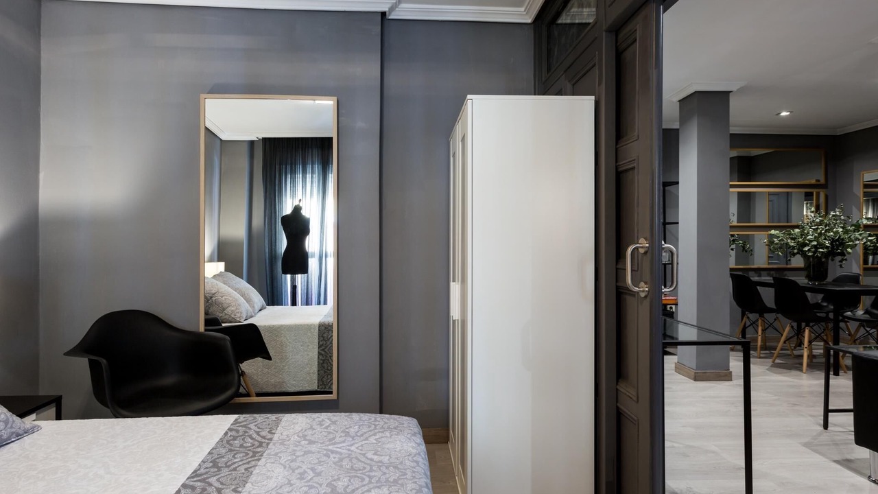 Photo of Bedroom in Alameda