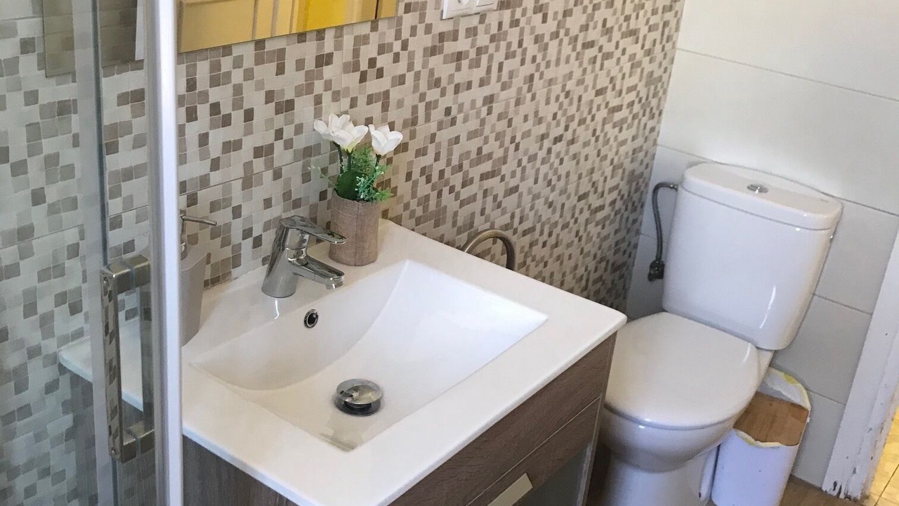 Photo of Bathroom in Leon