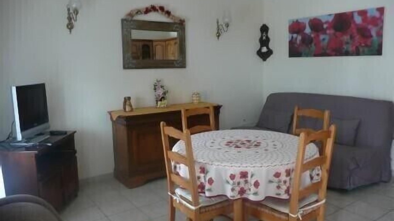 Photo of Livingroom in Labaume