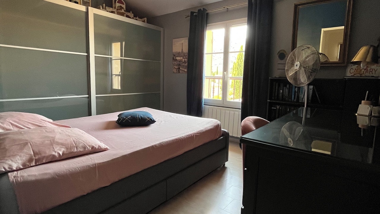 Photo of Bedroom in Maubec